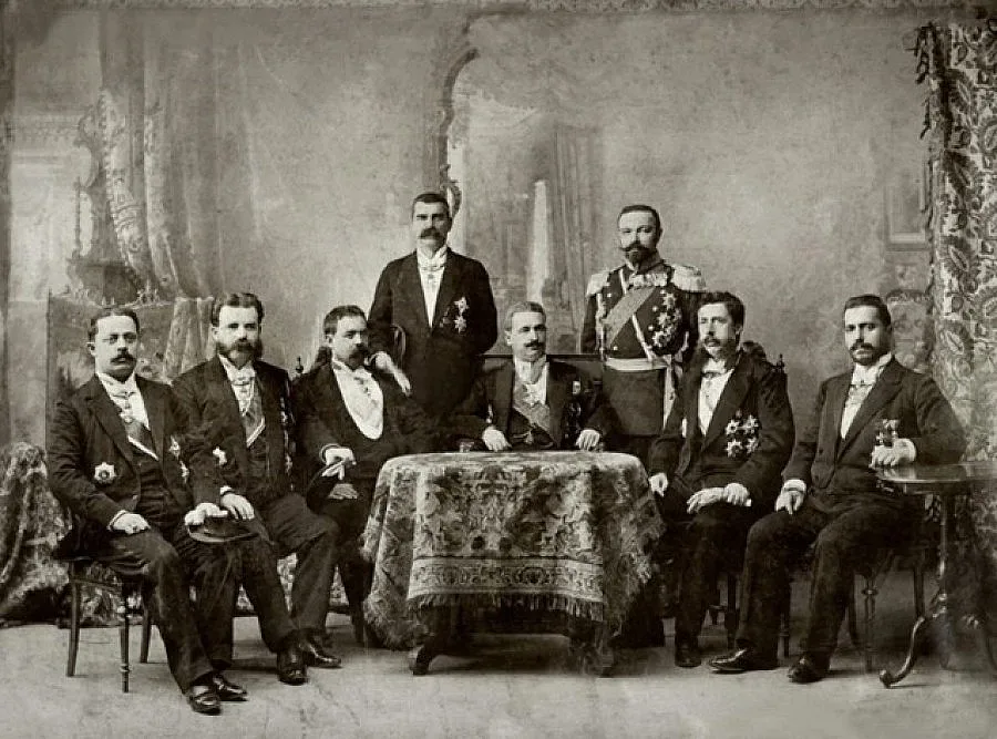 Коалиции спасяват и провалят България