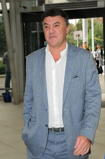 Михайлов: Хърватските фенове първи хвърляха