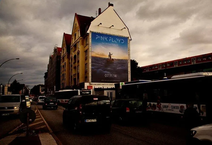 ЧУЙТЕ първата песен от новия албум на Пинк Флойд