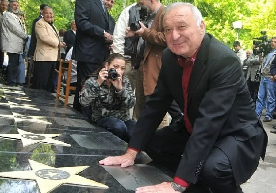 Отличиха Петър Жеков за цялостен принос навръх юбилея му