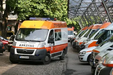 Мъж скочи от 3-я етаж на училище, бягал от МВР