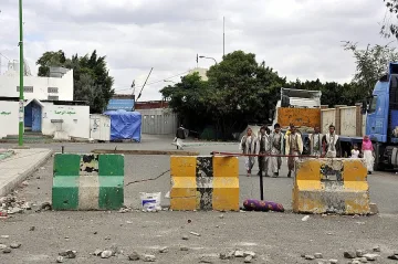 Десетки загинаха при атентат в столицата на Йемен