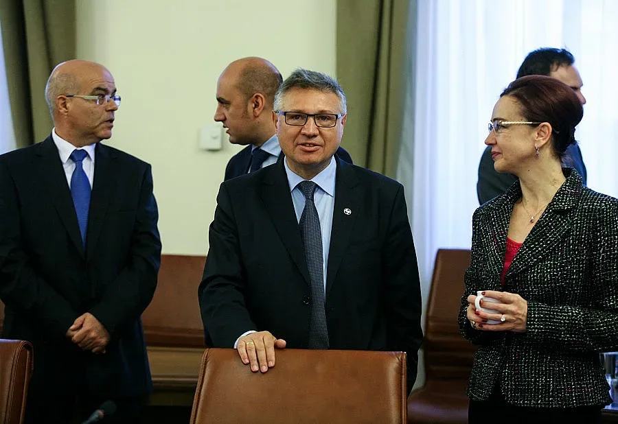 Разхлабват режима в Държавния резерв