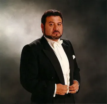 Световен баритон пее в София