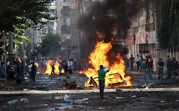 15 жертви при кюрдски протести в Турция (ОБЗОР)