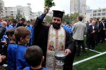 Синът на Кюлев дари  игрище на "Левски"