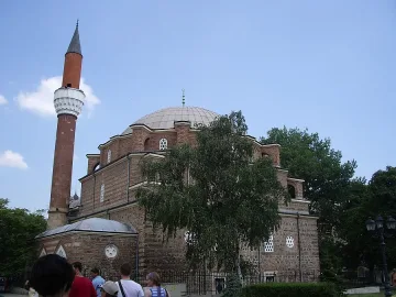 Мюфтийството дари 30 000 семейства с месо за Курбан Байрам