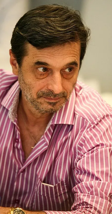 Помпане на мускули бави новия кабинет