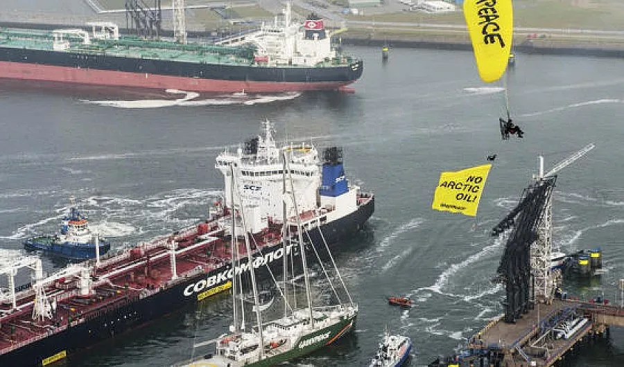 Глобяват "Грийнпийс" заради "Газпром"