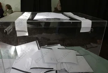 Сова Харис: 8 формации в парламента