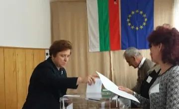 Янкова пусна гласа си за справедлива България