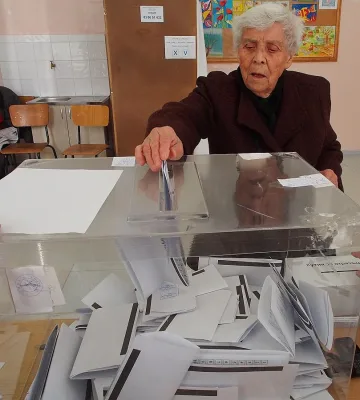 От ГЕРБ дадоха сигнал срещу кандидат-депутат с камера