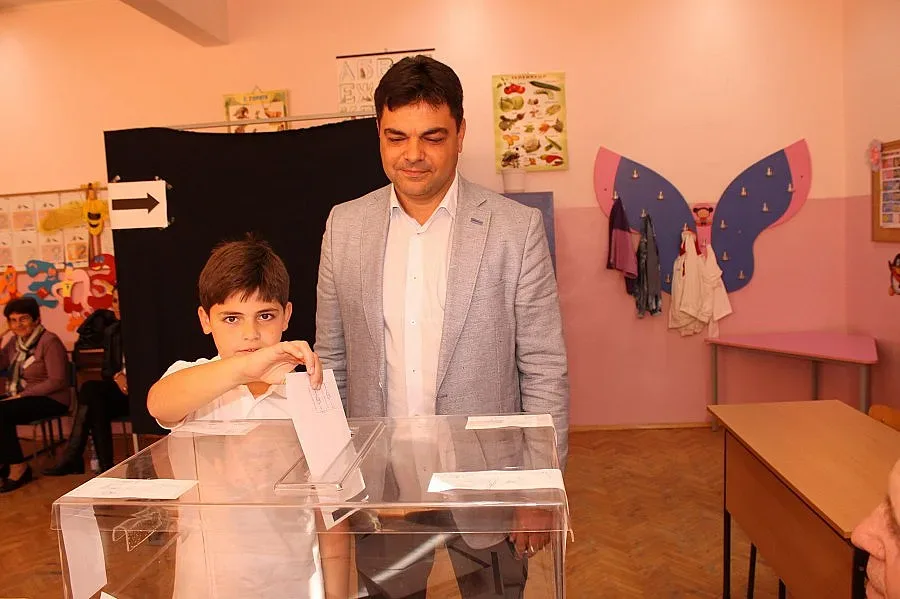 Иво Димов: Гласувайте за бъдещето си