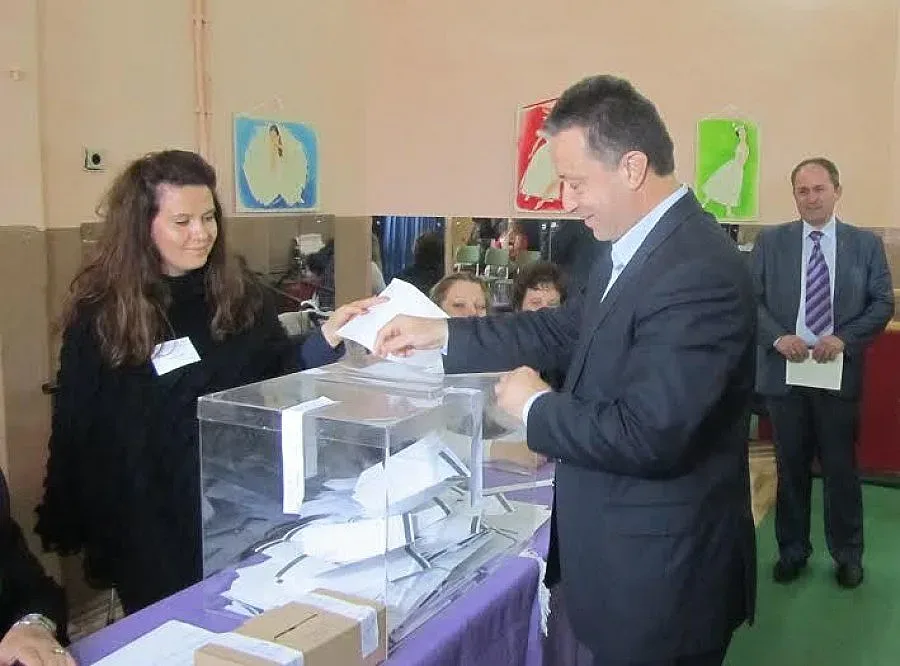 Стоилов: Гласувах с разум и сърце за отговорна държава