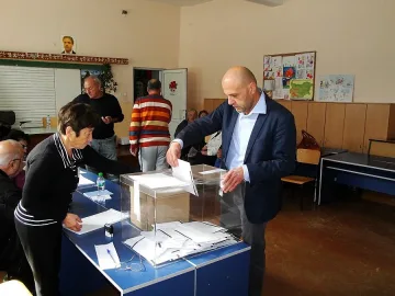 Дончев: Гласувах за държава, която произвежда бъдеще