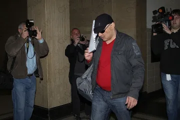 Църо от "Наглите" точи карти в Тайланд