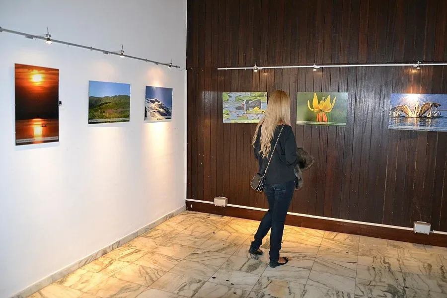 Подредиха красиви снимки в радио