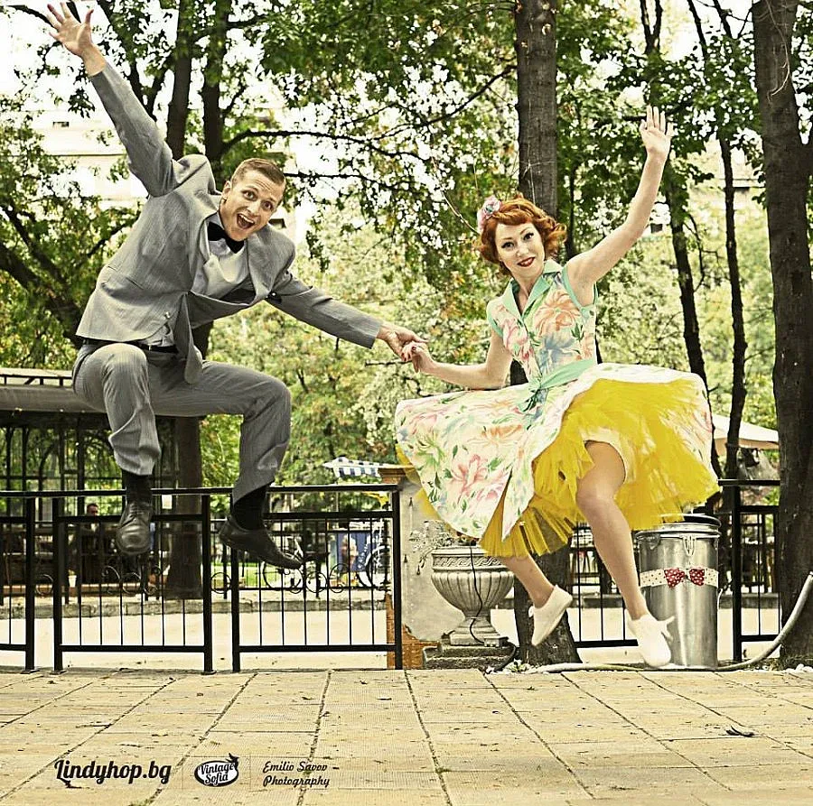 Суингът и градът