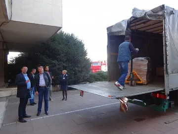 Бюлетините стигнаха до общините в Пиринско 