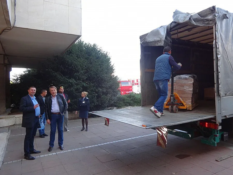 Бюлетините стигнаха до общините в Пиринско 