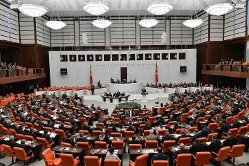 Турция решава за влизане в Ирак и Сирия