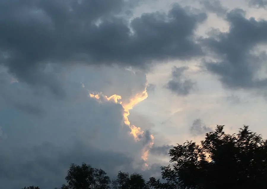 Облаци от север в четвъртък