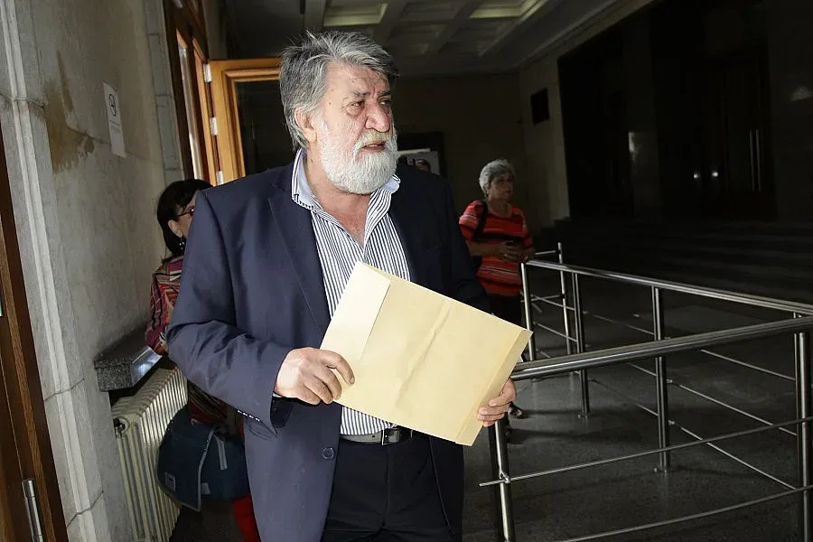 Вежди: Грози ни 6 млн. глоба за Лувъра