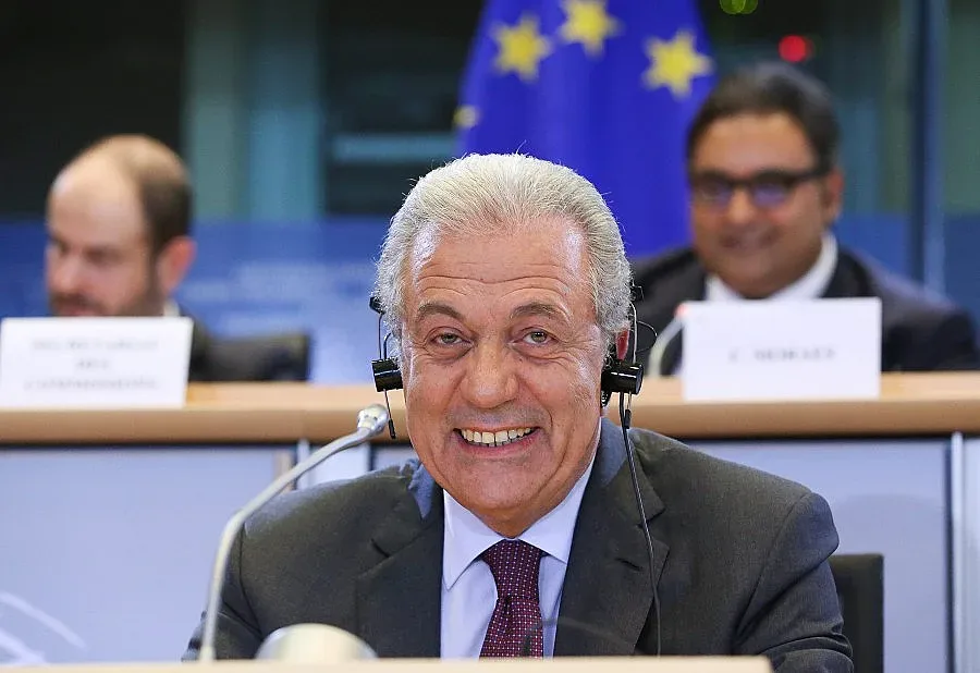 Еврокомисар иска България в Шенген