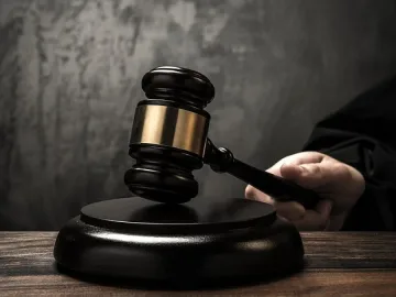 ВКС се дърпа за имотите на Галеви