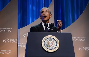 Обама в асансьор с въоръжен престъпник