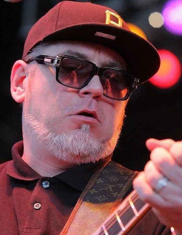 Everlast идва в София за акустичен концерт