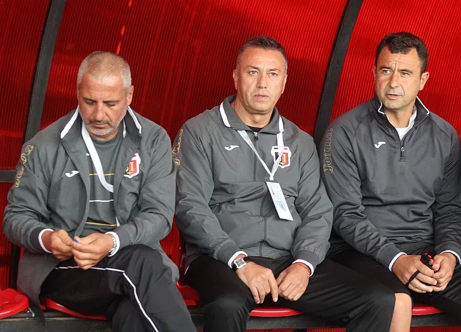 Никой не иска "Локо" (Пд)