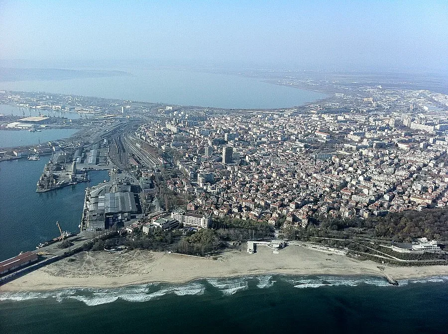 Руснаци ще произвеждат хирургически конци в Бургас