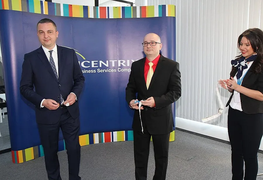 100 работни места откри Concentrix във Варна