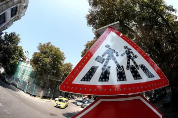 Глобиха пешеходец за неправилно пресичане