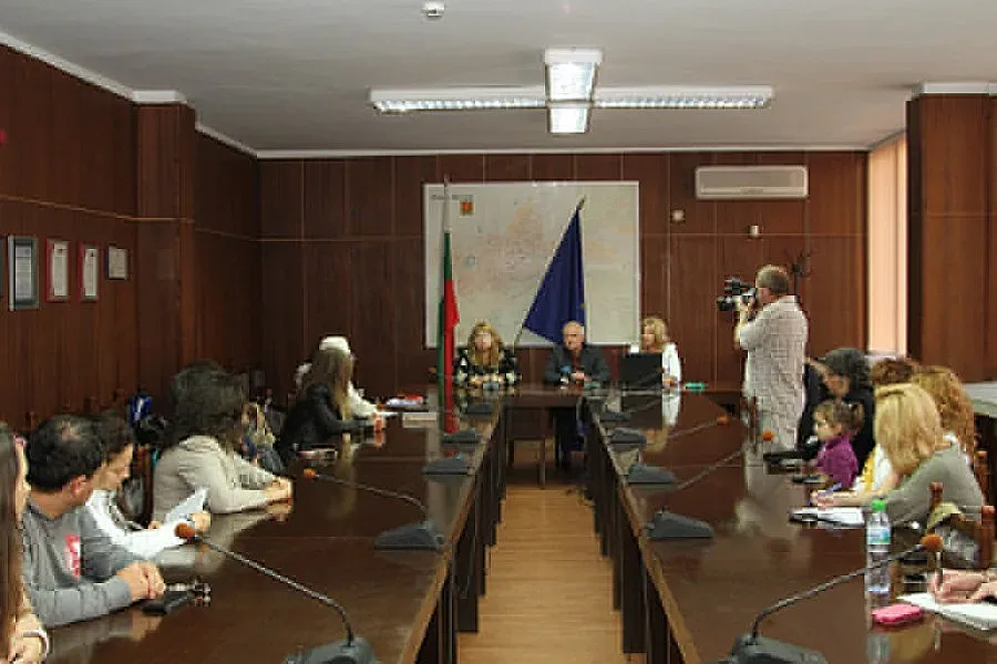 Стара Загора търси заем за нови тролеи