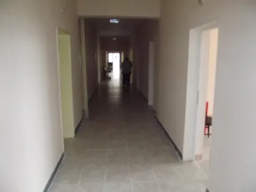 Боядисаха болнични стаи след 20 години чакане