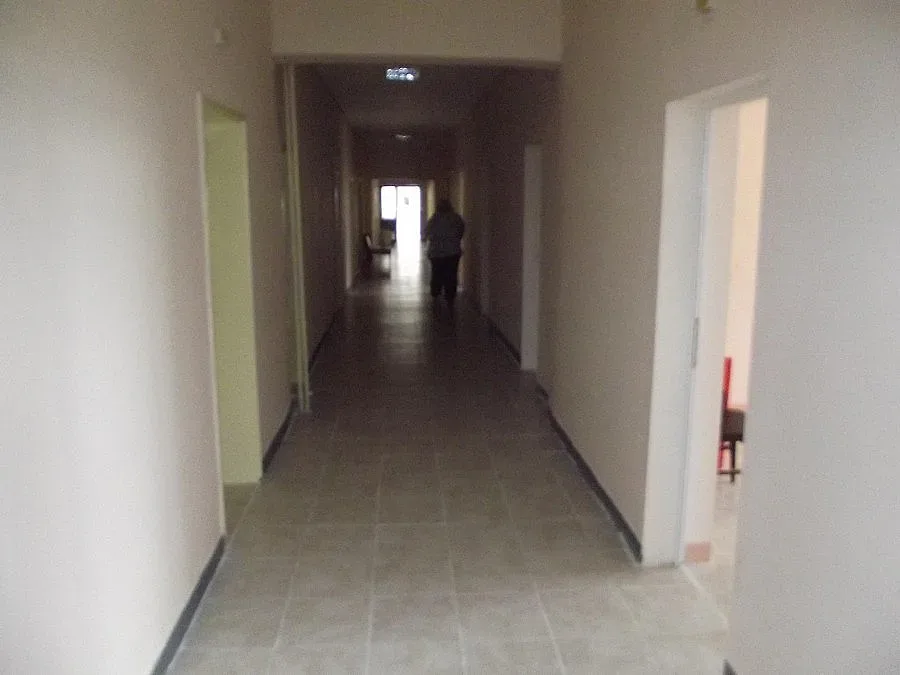 Боядисаха болнични стаи след 20 години чакане