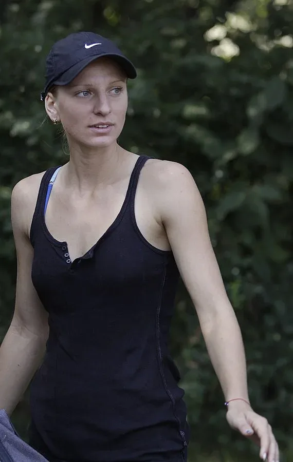 Сесил Каратанчева се връща в България