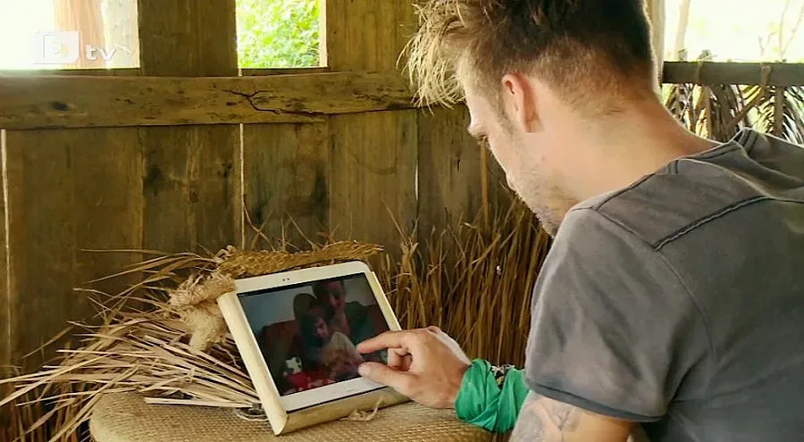 Рожден ден в "Сървайвър"