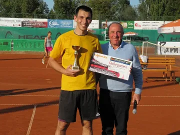 Футболен съдия спечели турнир на КАИ НТЛ