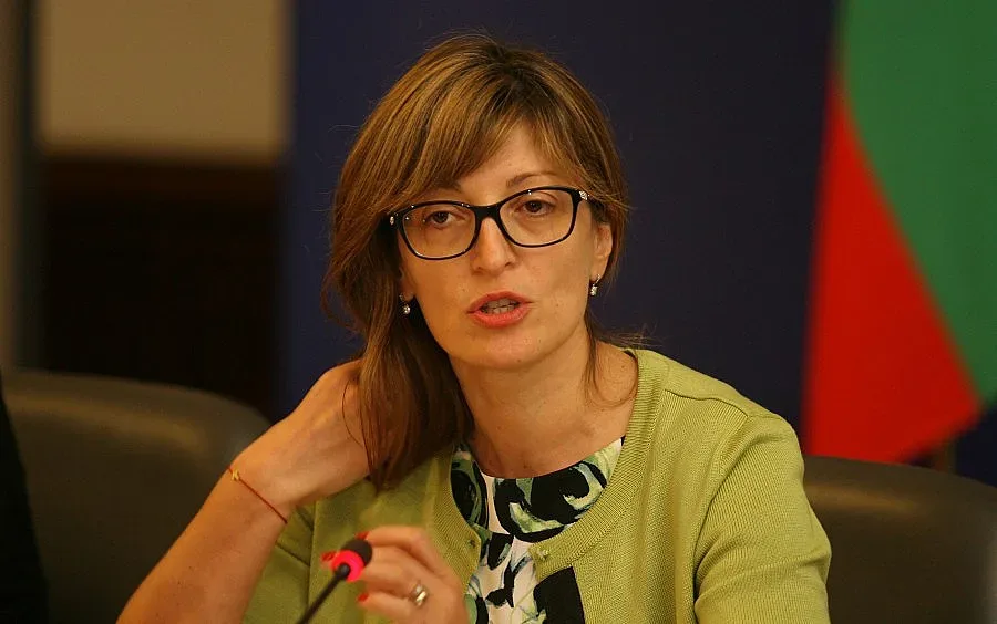 Захариева: Няма пари за зимна поддръжка