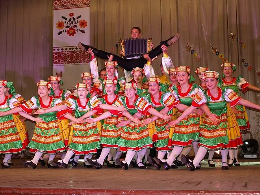 Пленер дава старт на фолклорен фестивал