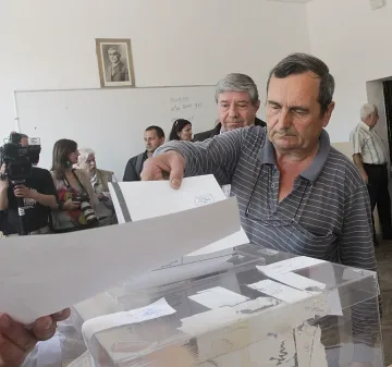 С въоръжена охрана, СОТ и камери пазят бюлетините в Благоевград