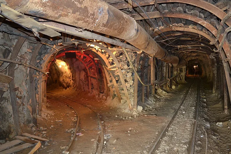 Оборудваха спасителната група в рудник „Чала” с два кислородни апарата