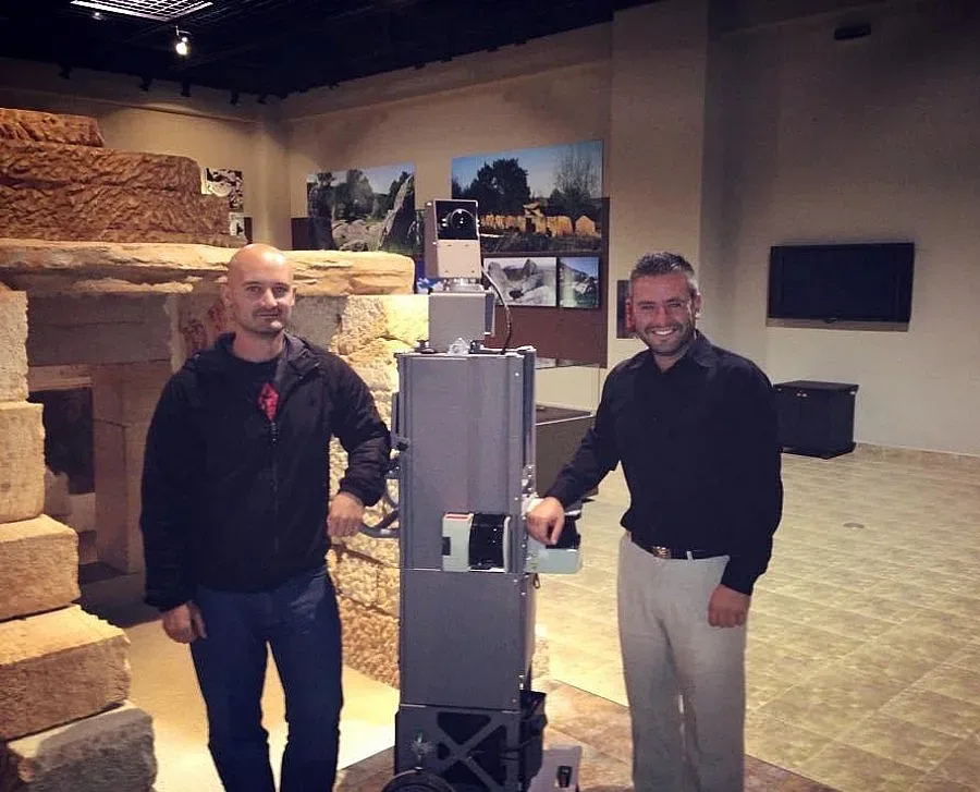 Александровската гробница влиза в Google до Белия дом и Двореца Версай