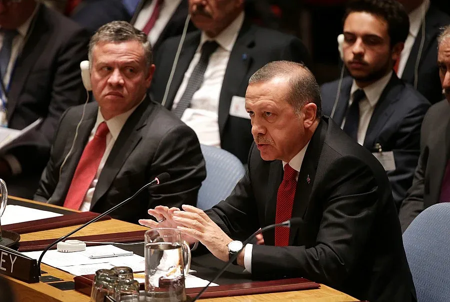 Ердоган поиска от „богатите държави" помощ за бежанците