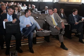 Експерти с предложения за излизане от кризата в енергетиката