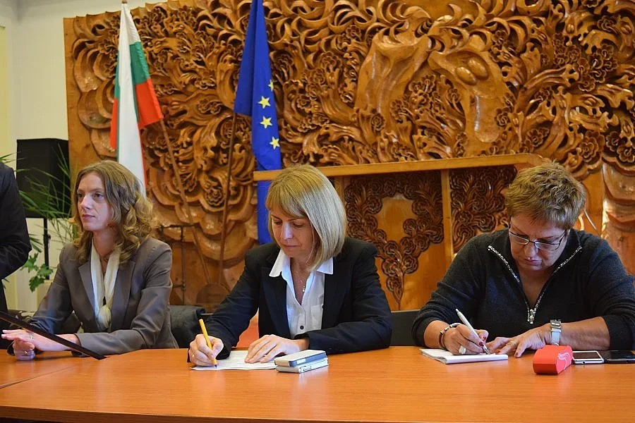 Кандидати от ГЕРБ се срещнаха с директорите и учителите от София