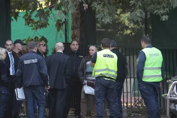 Съдия-изпълнител влезе в Семинарията